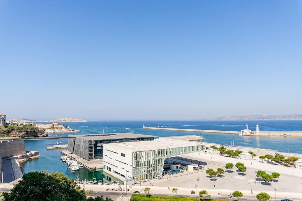 Marseille: Standing Vue Sur Mer Apartment *